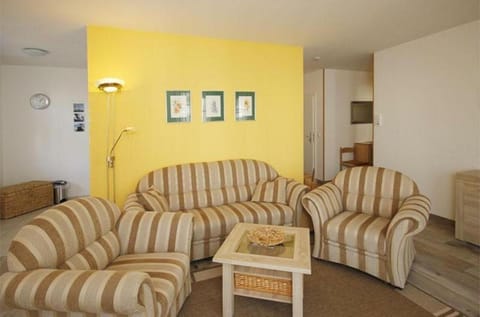 Strandschloesschen-Haus-II-WE-17-9871 Apartment in Kühlungsborn