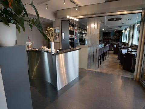 Lobby or reception, Lounge or bar