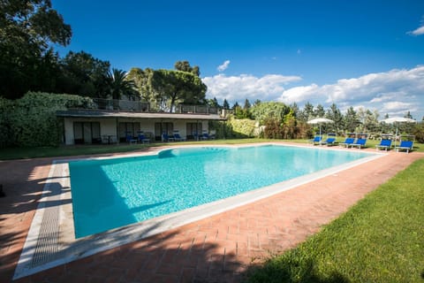 Garden, Area and facilities, Swimming pool, Swimming pool