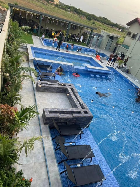 Pool view, Swimming pool, sunbed