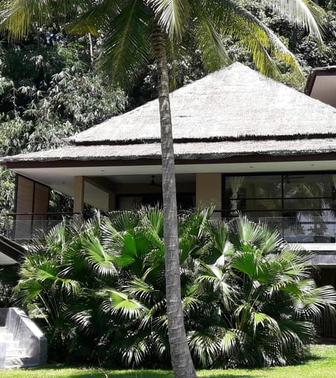 Beachfront TalingNgam House in Ko Samui