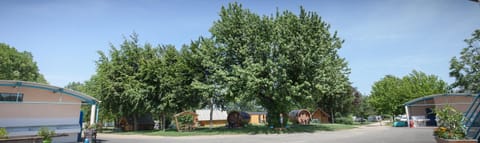 Property building, View (from property/room)