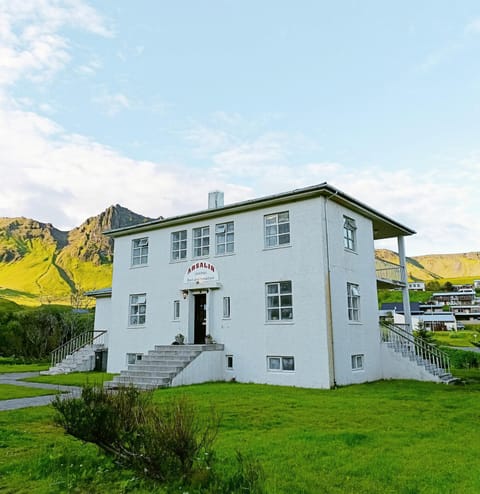 Property building, Spring, Day, Natural landscape, Mountain view