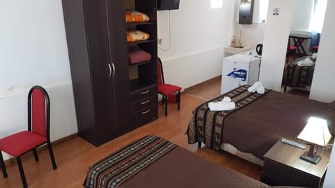 Bed, Living room, Photo of the whole room, Bedroom, minibar