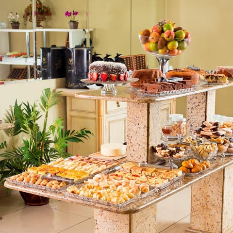 Food, Breakfast, Continental breakfast, Buffet breakfast