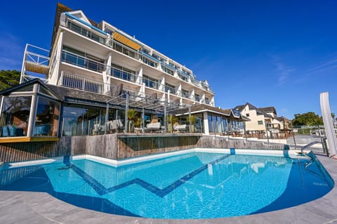 Property building, Pool view, Swimming pool