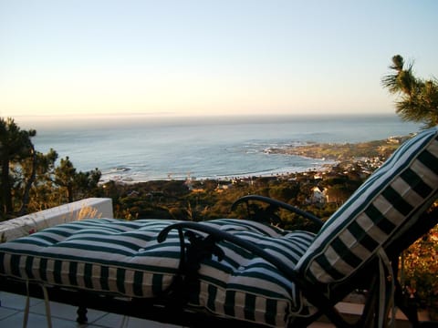 Camps Bay Villa Bed and Breakfast in Camps Bay