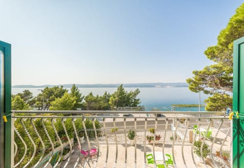 Apartments Kod Cara Bed and Breakfast in Split-Dalmatia County