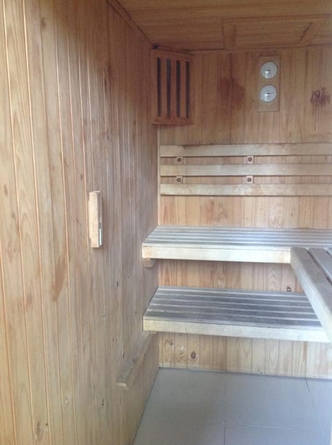 Activities, Sauna