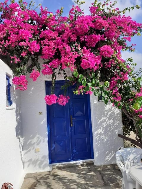 Villas Kalafatis Apartments Apartment in Mykonos, Mikonos 846 00, Greece