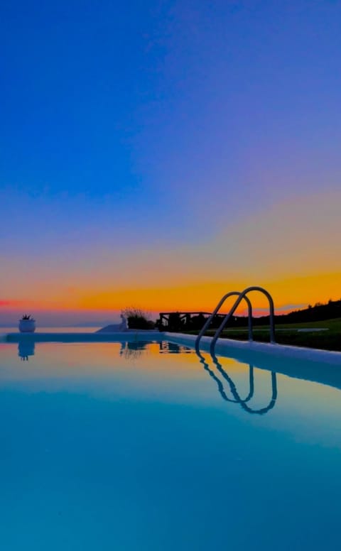 Natural landscape, Pool view, Swimming pool, Swimming pool, Sunrise, Sunset