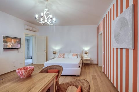 Rambaldi Apartments Casa nr 6 with shared Terrace Condo in Bardolino