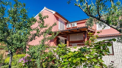 Property building, Garden view