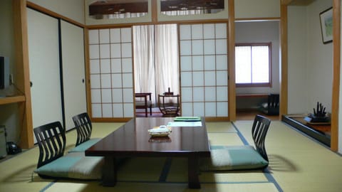 Oyado Sansui Ryokan in Shizuoka Prefecture