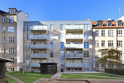 CITY LUX APARTMENT, 2 FULL BATHROOMs, 4th Wohnung in Frederiksberg