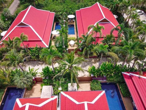 Boutique Resort Private Pool Villa - SHA Extra Plus Moradia in Pa Klok