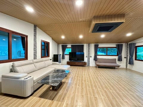 Klongdao Sunset Villa Resort in Sala Dan