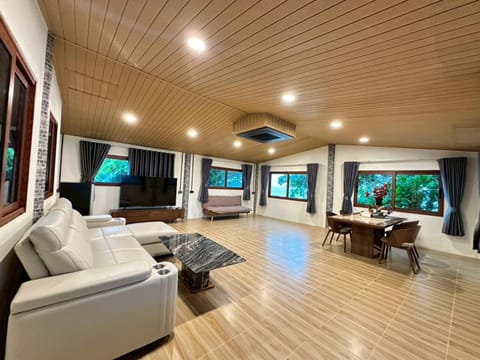 Klongdao Sunset Villa Resort in Sala Dan