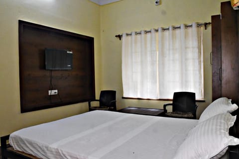 Jhargram Eshani Hotels and Guest House Hotel in West Bengal