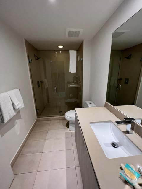 Luxury Beach Resort Apartment hotel in Hollywood Beach