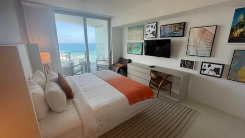 Hyde Beach Resort Rentals Apartment hotel in Hollywood Beach