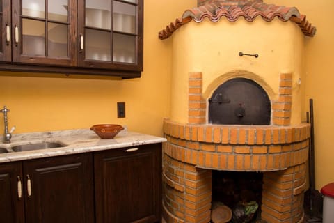 Kitchen or kitchenette, pet friendly, kitchen