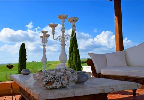 Property building, Natural landscape, Garden, View (from property/room), Balcony/Terrace, Seating area, Dining area, Garden view