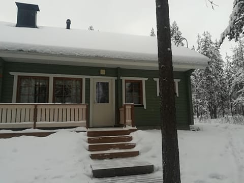 Villa Wästä-Räkki House in Lapland