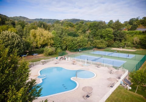 Natural landscape, Mountain view, Pool view, Swimming pool, sunbed