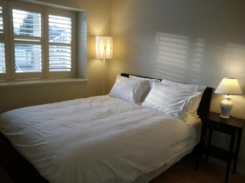 Marpole Guest House Bed and Breakfast in Vancouver