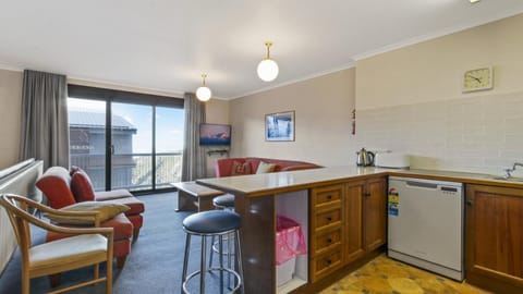 Lawlers 23 Apartment in Hotham Heights