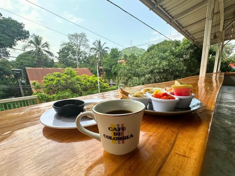 Coffee/tea facilities, Breakfast