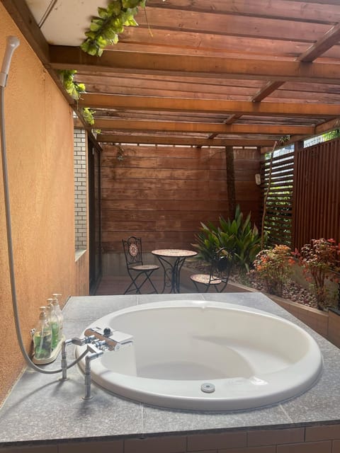 Bathroom, Open Air Bath