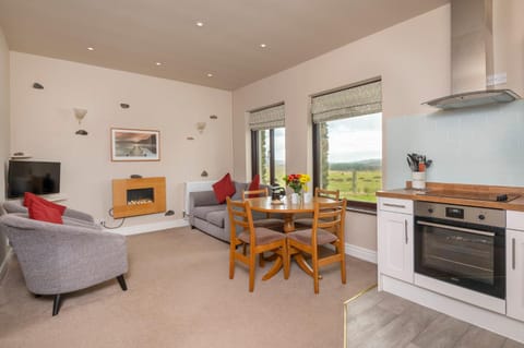 Living room, Dining area, kitchen