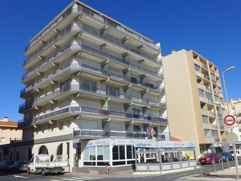 Apartment Artimon by Interhome Condo in Canet-en-Roussillon