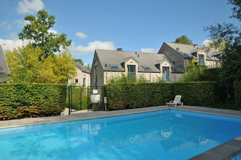 Day, Swimming pool, Swimming pool