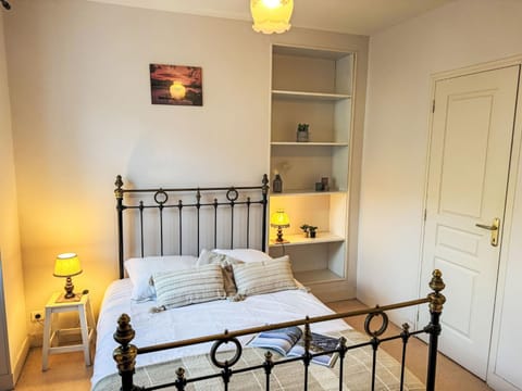 Apartment Le Vieux Port by Interhome Apartment in Cancale