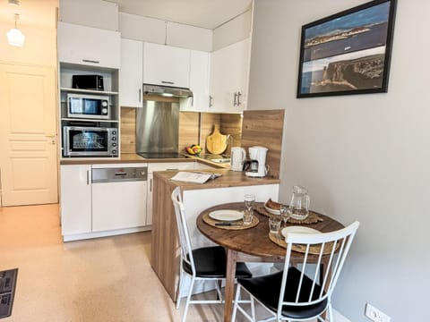 Apartment Le Vieux Port by Interhome Apartment in Cancale