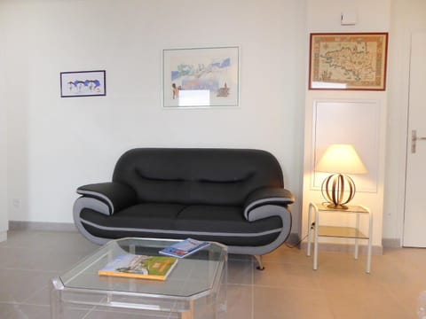 Studio Les Allées du Port by Interhome Apartment in St-Malo