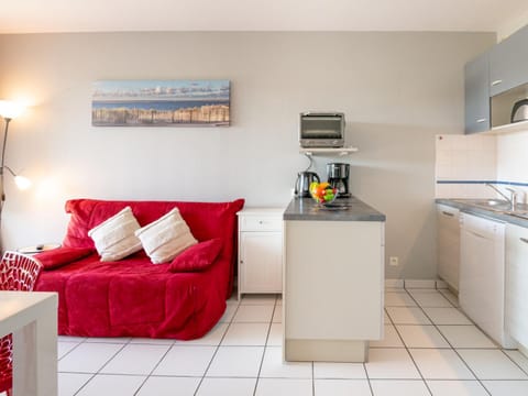 Apartment Les Pêcheurs-4 by Interhome Condo in Mimizan