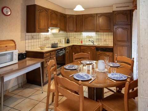 Apartment Roc Lyv by Interhome Apartment in Canton of Vaud