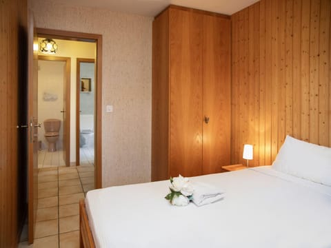 Apartment Roc Lyv by Interhome Apartment in Canton of Vaud