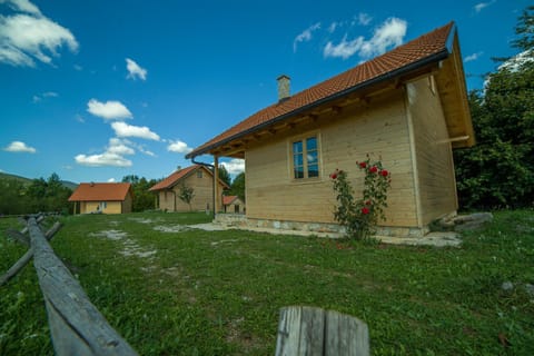 Property building, Garden