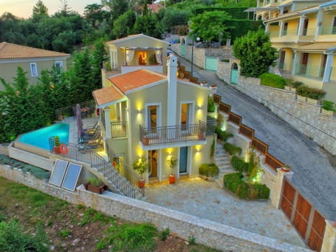 The Cassius Hill House Villa in Peloponnese, Western Greece and the Ionian