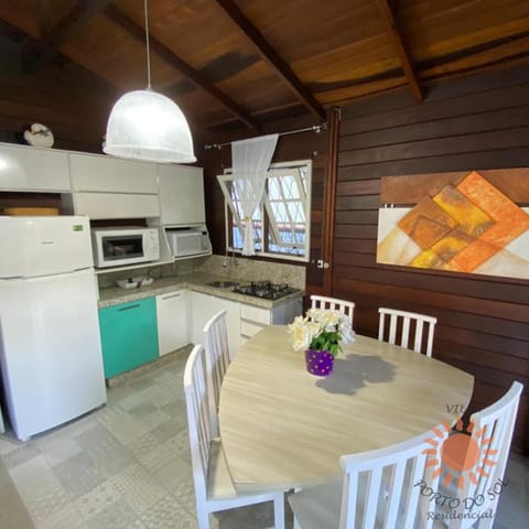 Dining area, Communal kitchen