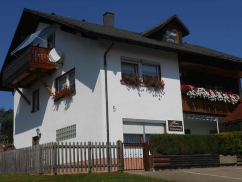 Haus Sommerberg Condo in Titisee-Neustadt