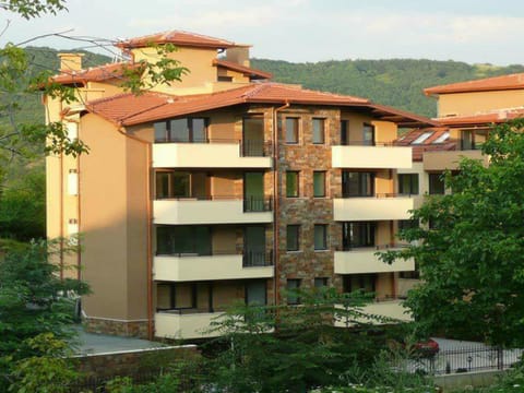 Property building, Neighbourhood, Bird's eye view