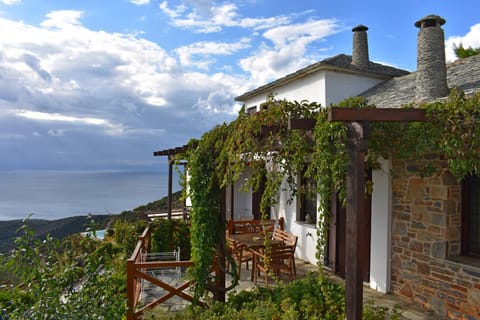 Esperos Suites & Villas Villa in Magnesia Prefecture, Greece