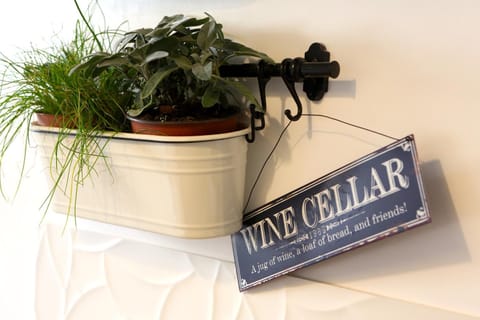 Kitchen or kitchenette, Decorative detail