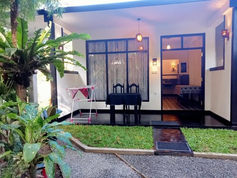 Property building, Garden, Dining area, Garden view